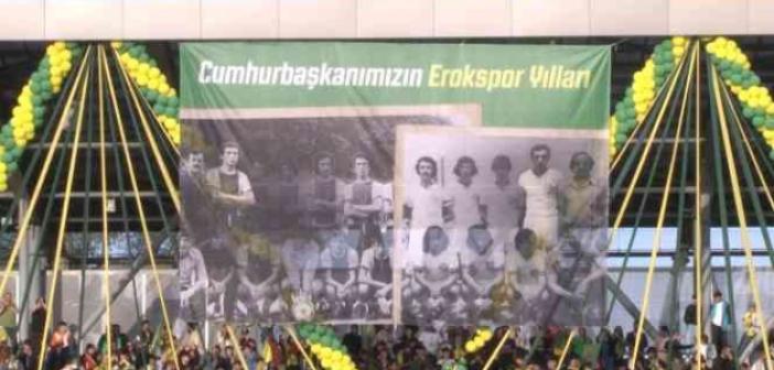 Esenler Erokspor, şampiyonluk kupasına kavuştu