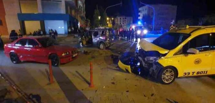 Mersin’de trafik kazası: 1 ölü, 3 yaralı
