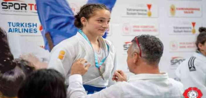 Judoda Türkiye şampiyonu oldu
