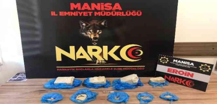 Manisa’da durdurulan araçtan 1 kilo 794 gram eroin ele geçirildi