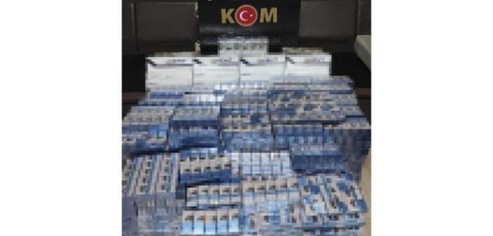 Çay paketleri içine gizlenmiş 3 bin 877 paket kaçak sigara ele geçirildi