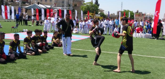 VİDEO- Mardin'de 19 Mayıs Gençlik ve Spor Bayramı Kutlandı