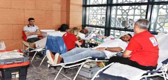 Kartepe’de kan bağışı kampanyası düzenlendi