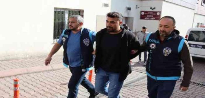Kayseri’deki ’faul’ cinayetinde ağabey tutuklandı, kardeşine ev hapsi