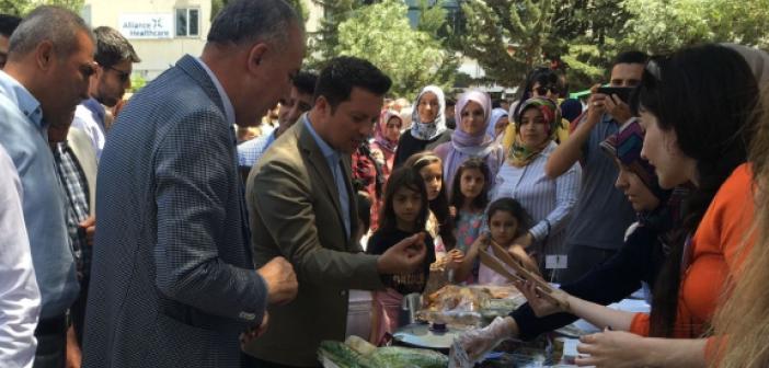 İhtiyaç sahibi çocuklar yararına kermes düzenlendi