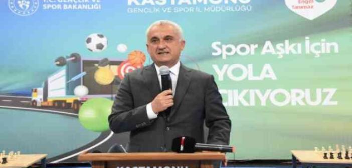 Kastamonu Valisi Avni Çakır: “Spor salonlarını insanlarımızla buluşturma noktasında yoğun bir çaba içerisindeyiz”