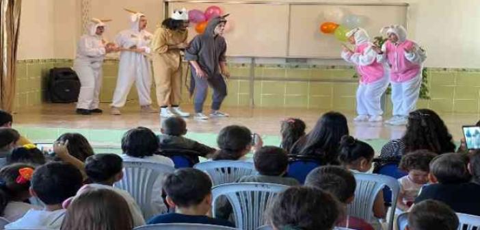 NEVÜ Tiyatro Kulübü “Ormanda” Adlı Tiyatro Oyununu Karaburna Köyü’nde Sahneledi