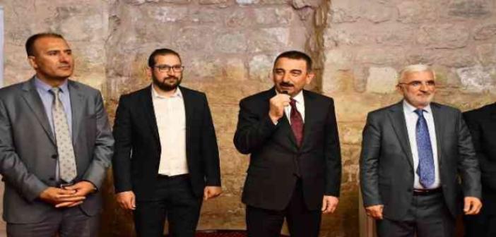 Siirt Valisi Hacıbektaşoğlu, kültür şenliğine katıldı
