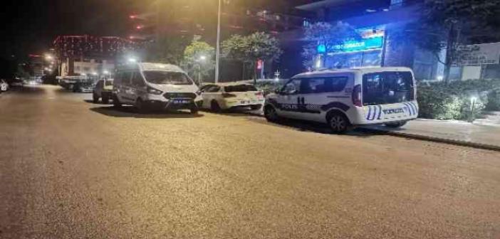 İzmir’de eşi tarafından tabancayla vurulan kadın hayatını kaybetti