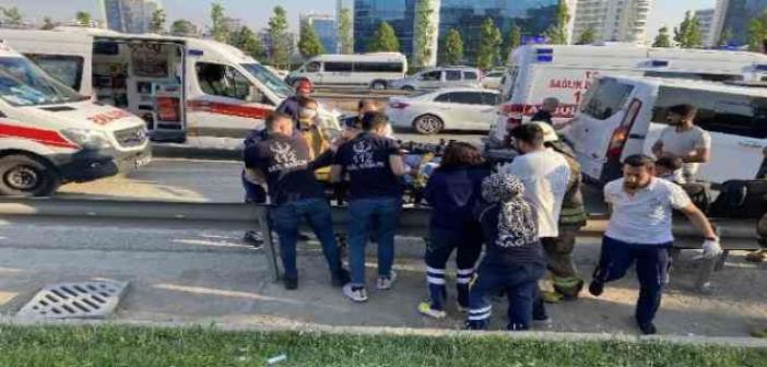 Şile yolunda işçileri taşıyan minibüs kaza yaptı: 11 yaralı