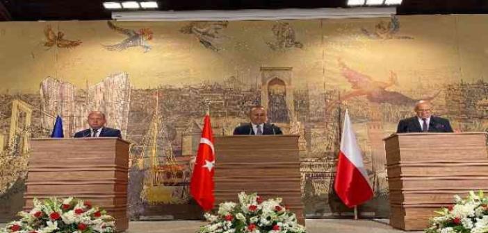 Türkiye, Romanya, Polonya Dışişleri Bakanları Üçlü Zirvesi İstanbul’da gerçekleşti