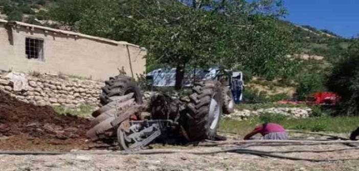 Traktörün altında kalan sürücü öldü