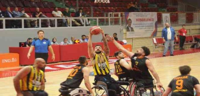 Galatasaray’ı yenen Fenerbahçe adını finale yazdırdı