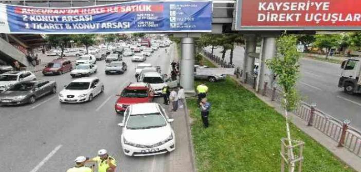 Kayseri’de 9 araç birbirine girdi: 1 yaralı