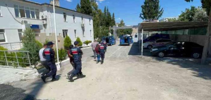 Mersin merkezli 3 ilde hırsızlık yaptığı iddia edilen 7 kişi yakalandı