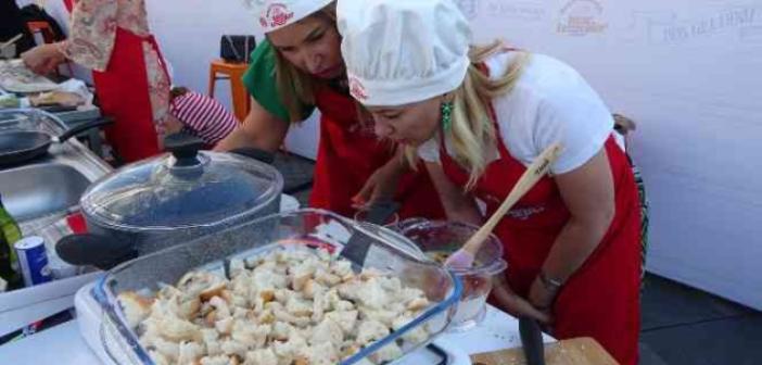 Tuzla’da şefler bayat ekmekleri taze lezzetlere dönüştürmek için yarıştı
