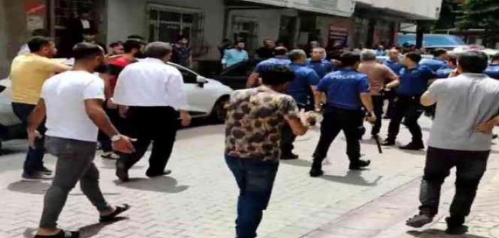 Sultangazi’de park tartışması silahlı kavgaya dönüştü
