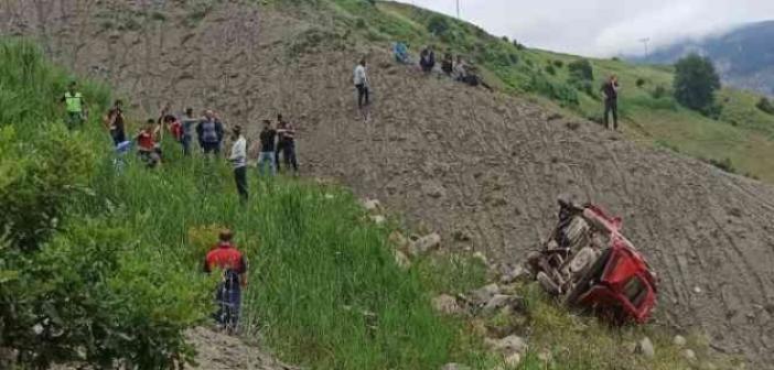 Tokat’ta minibüs kazasında ölen 4 kişinin kimlikleri tespit edildi