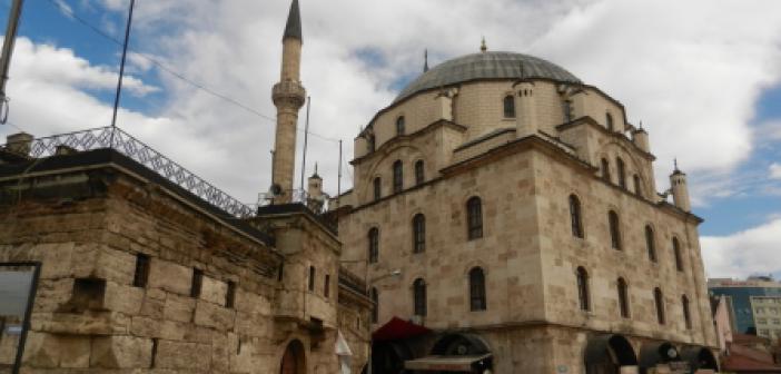 Bolu bayram namazı saati: Bolu il ve ilçeleri için 2022 Kurban Bayramı namazı vakti saat kaçta?
