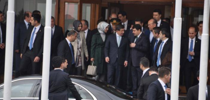 Ahmet Davutoğlu'nun kaç koruması var ? ne mezunu? Mal ne kadar?