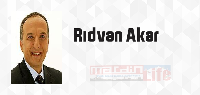 Bir Dünya Kurmak-Hüsnü Özyeğin’in Yaşam Öyküsü - Rıdvan Akar Kitap özeti, konusu ve incelemesi