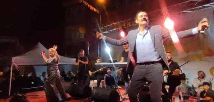 Sanatçı Ramazan Çelik, gurbetçileri coşturdu