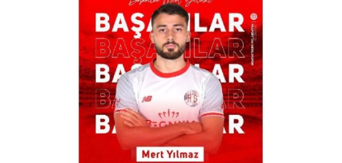 Antalyaspor Mert Yılmaz’ı, Ümraniyespor’a kiraladı