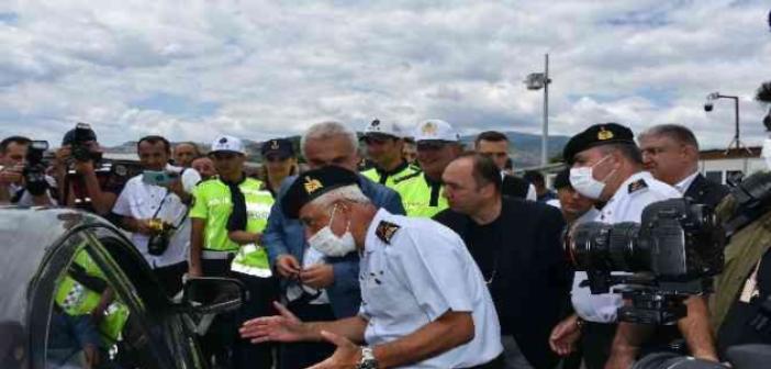 Karadeniz’in geçiş güzergahında Jandarma Genel Komutanı Orgeneral Çetin’den trafik denetimi