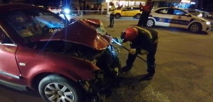 Erzincan’da iki aracın çarpışması sonucu 4 kişi yaralandı