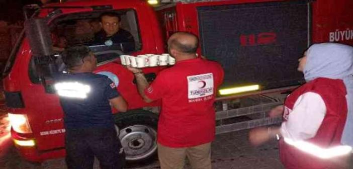 Türk Kızılay’dan Manisa’daki yangın ekiplerine gıda desteği