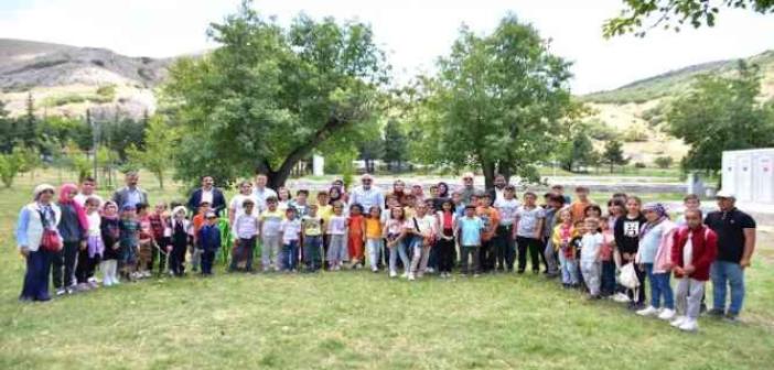 Başkan Bozkurt öğrencilerle piknikte buluştu