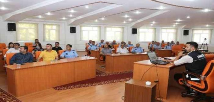 Karaman’da belediye personeline uyuşturucu ve madde bağımlılığı semineri