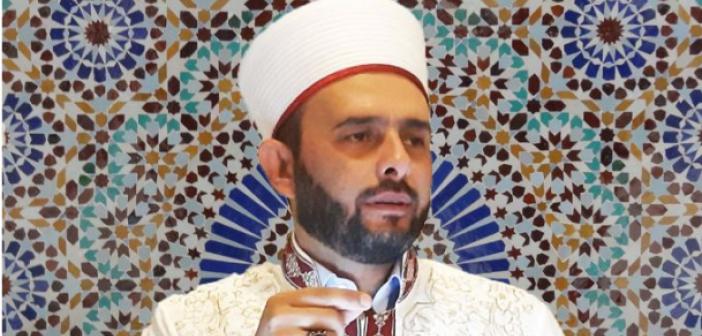 "Sokaklar kasap dükkanı gibi, ya hiç mi kıskanmıyorsun"
