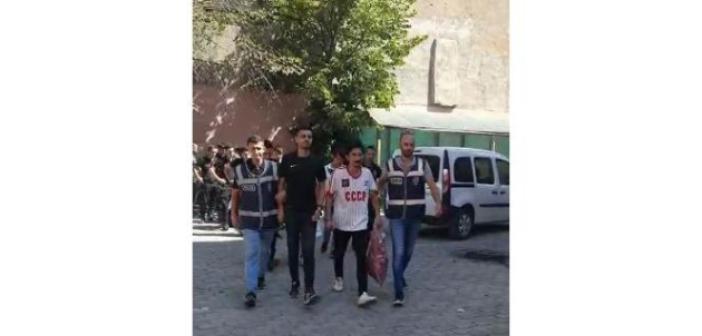 Konya Polisinden aranan şahıslara operasyon: 65 kişi yakalandı