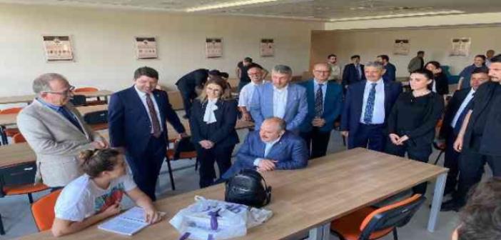 Sanayi ve Teknoloji Bakanı Mustafa Varank, BARÜ’yü ziyaret etti