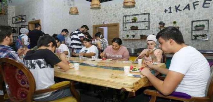 Diyarbakır’da özel gereksinimli bireyler, aktif yaşam merkeziyle sosyalleşiyor