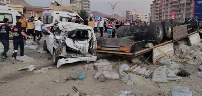 Mardin'deki kazada iki TIR'ın da freninin tutmadığı ortaya çıktı