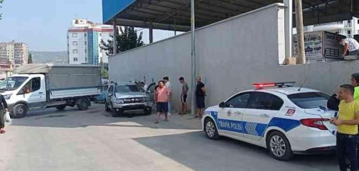 Fren yerine gaza bastı