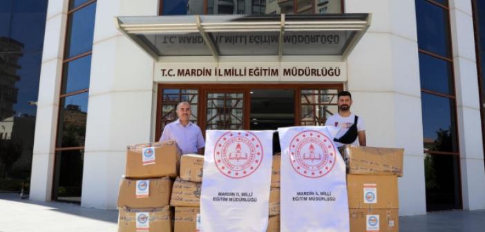 Mersin'deki Mardinli Girişimcilerden kırtasiye desteği