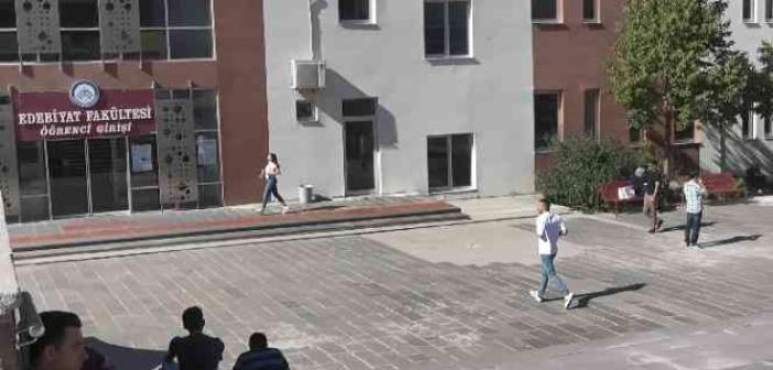 Çankırı’da KPSS heyecanı: Sınav binasına koşarak girdiler