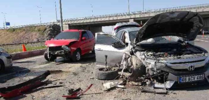 Kayseri’de 4 araçlı zincirleme kaza: 4 yaralı