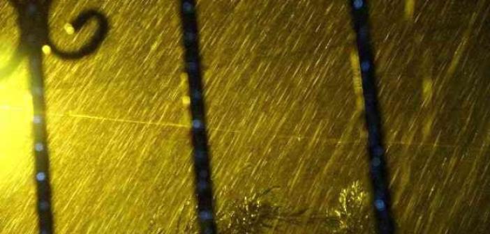 Osmaniye’de gök gürültülü sağanak yağış etkili oluyor