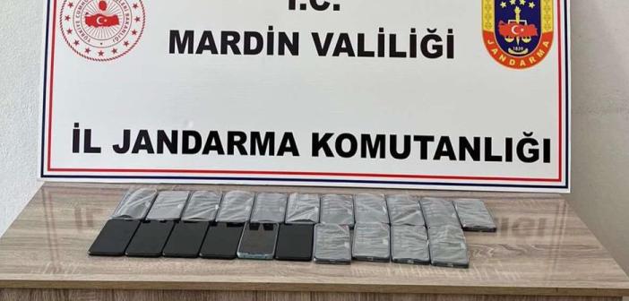 Üst aramasında 21 adet Kaçak Telefonu yakalandı