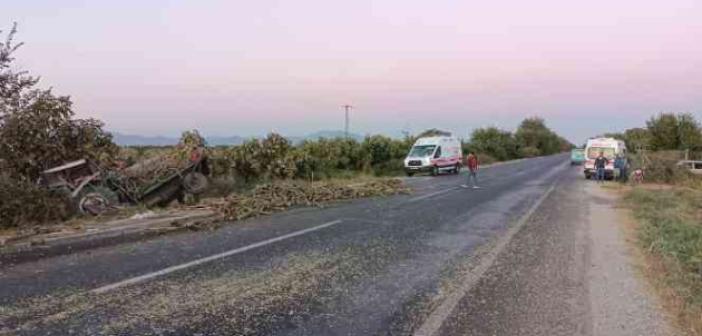 Tire’de kamyon traktöre arkadan çarptı: 1 ölü, 1 yaralı