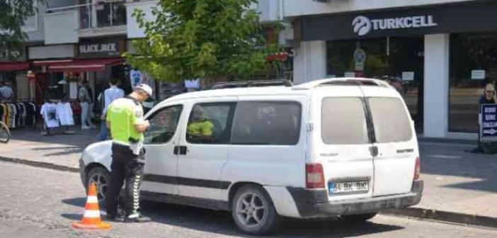 Uşak’ta bin 275 araç sürücüsüne para cezası kesildi