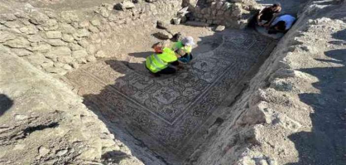 Karadeniz’in Zeugması Hadrianopolis’te bin 500 yıllık yeni mozaikler bulundu