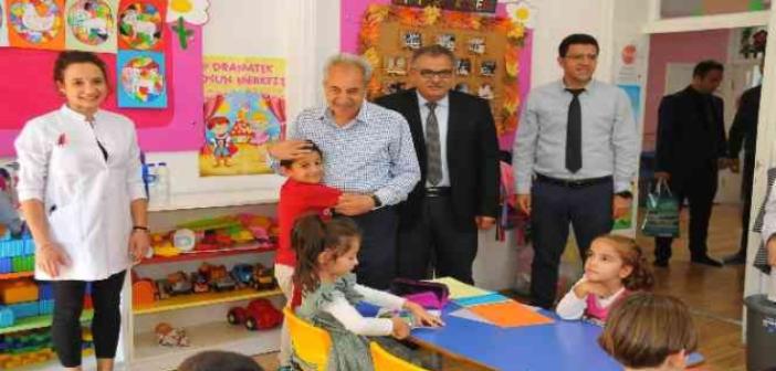 Başkan Akkaya Dünya Çocuklar Günü’nde çocuklarla buluştu
