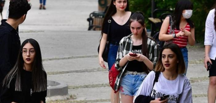 Eğitim sistemi inanç ve sevgi yoksunu bir gençlik yetiştiriyor