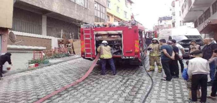 Kağıthane’de bir binada çıkan yangın, paniğe neden oldu
