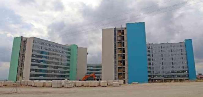 Antalya’nın yatak kapasitesini yüzde 50 artıracak şehir hastanesinde sona geliniyor